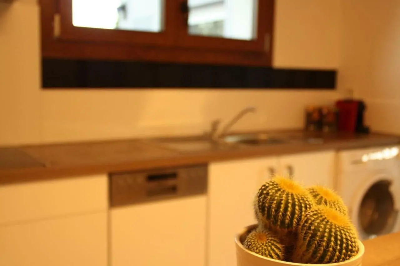 Apartmán Spacious Studio Minutes Away Kirchberg & Lux Airport Hostert