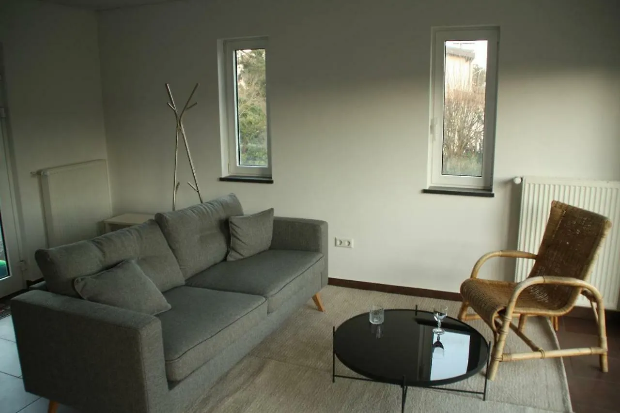 Apartmán Spacious Studio Minutes Away Kirchberg & Lux Airport Hostert